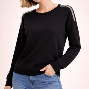 Black Sweatshirt with Sparkly Shoulder Detail – Size L | Chic & Casual